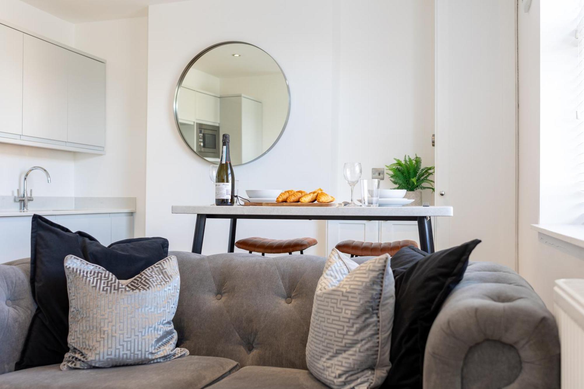 Boutique City Centre Apartments Κάρντιφ Εξωτερικό φωτογραφία