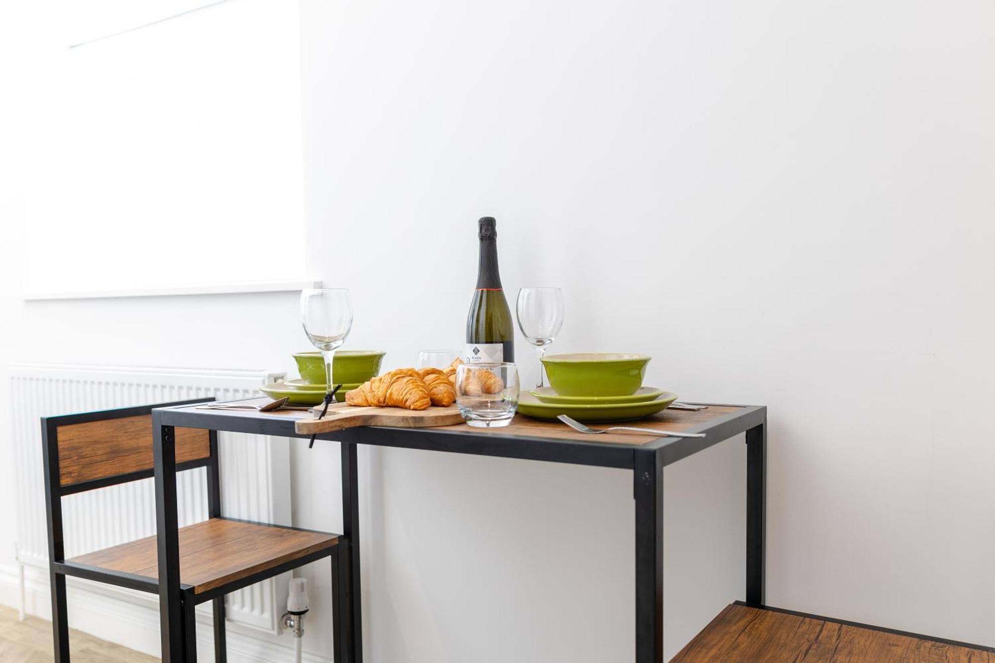 Boutique City Centre Apartments Κάρντιφ Εξωτερικό φωτογραφία